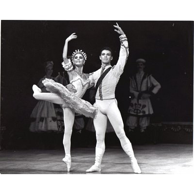 Anna De Cardi SB Melbourne State Theatre Campbell Mckenzie